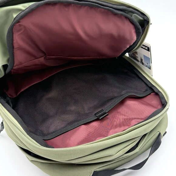 NEW Thule Paramount Commuter Backpack 27L Olivine w Reflective Rain Cover - Picture 6 of 14
